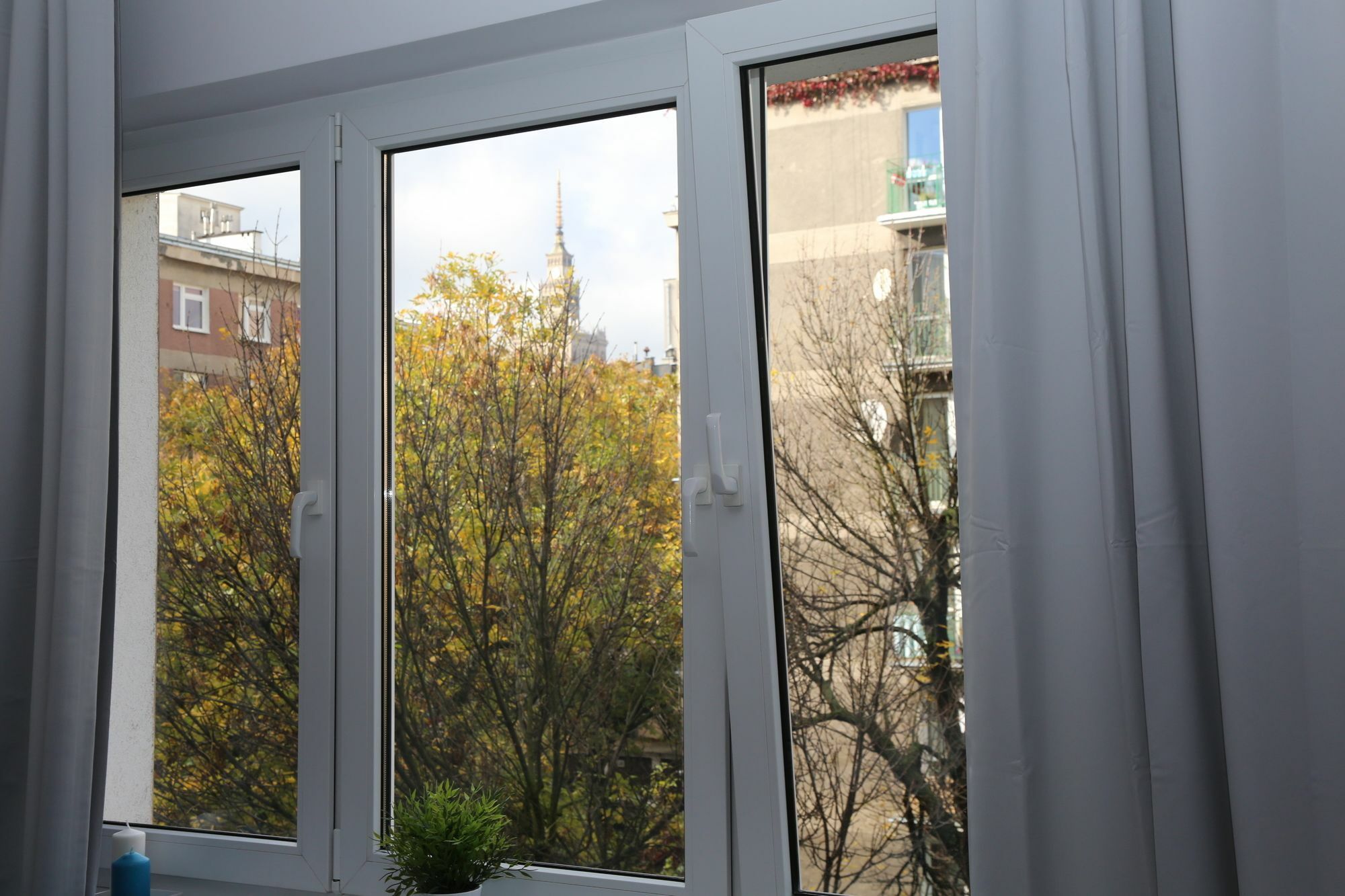 ורשה Aski Hoza Apartment מראה חיצוני תמונה