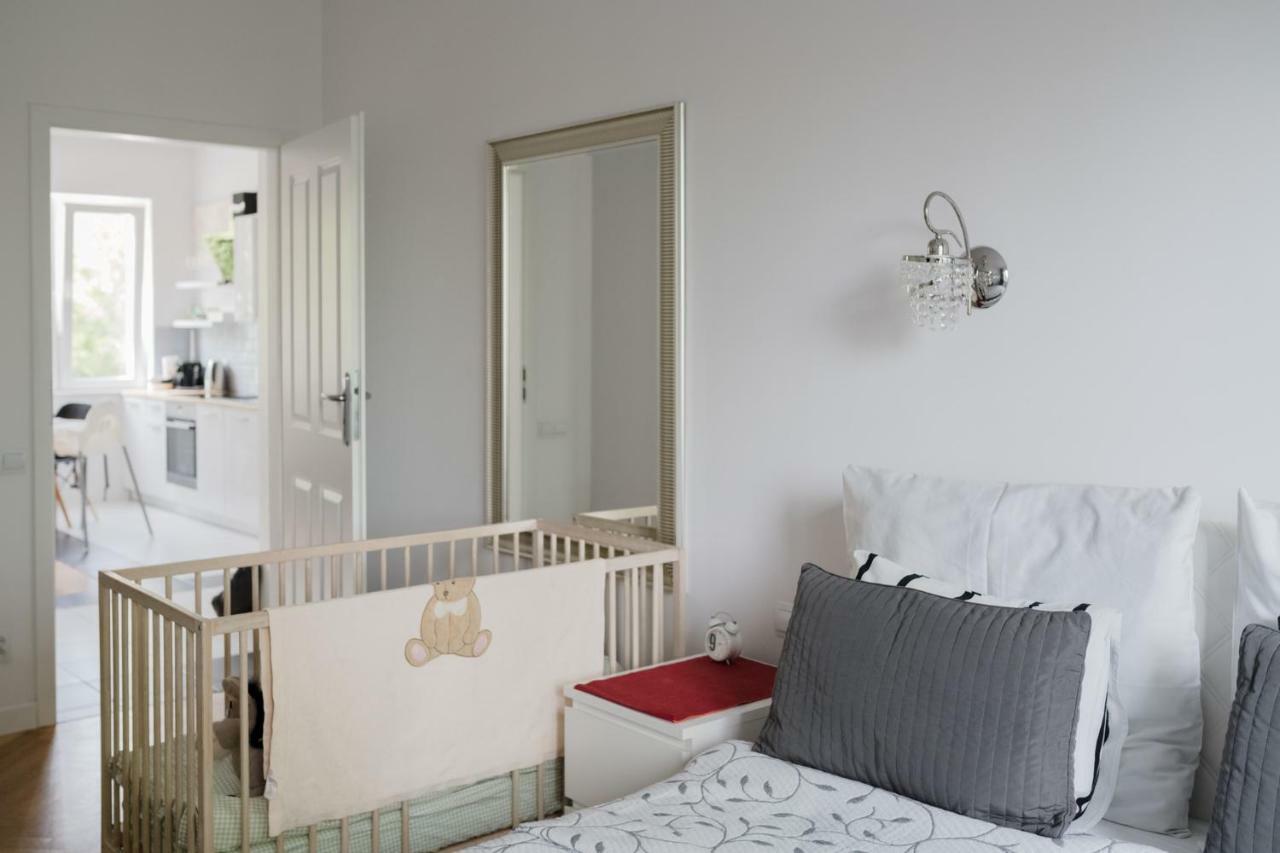 ורשה Aski Hoza Apartment מראה חיצוני תמונה